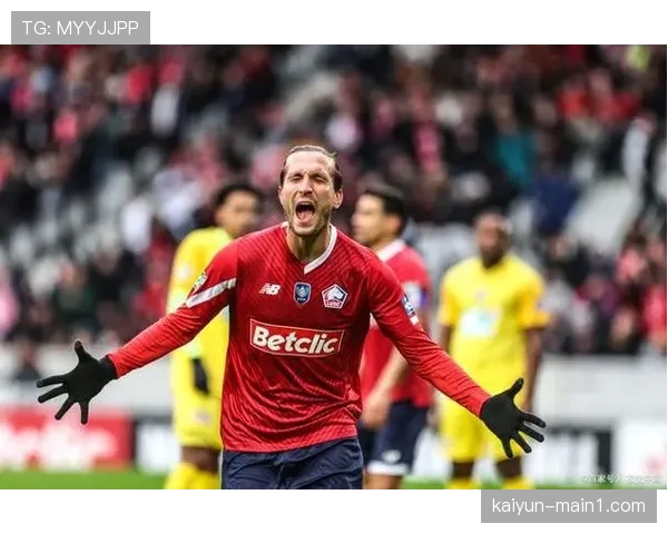 洛里昂3-5-2体系中场脱节 主力射手离队削弱进攻 洛里昂3-5-2体系中场脱节 主力射手离队削弱进攻